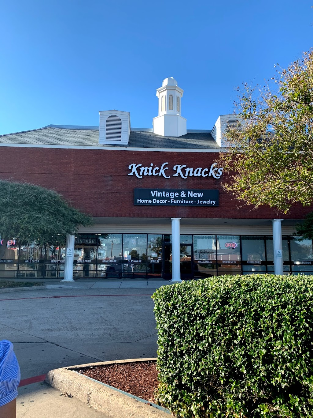 Knick Knacks | 215 W Camp Wisdom Rd #8, Duncanville, TX 75116, USA | Phone: (972) 283-9007