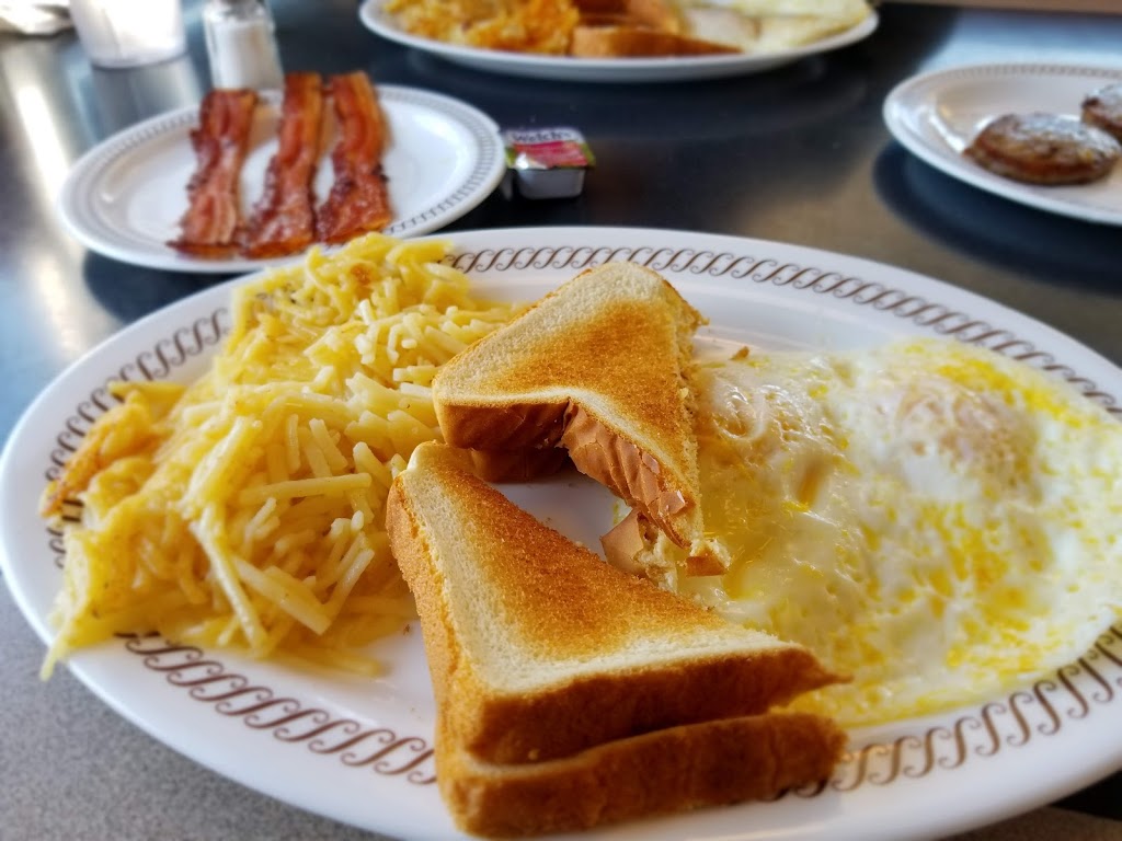 Waffle House | 550 E Main St, Biscoe, NC 27209, USA | Phone: (910) 428-4011