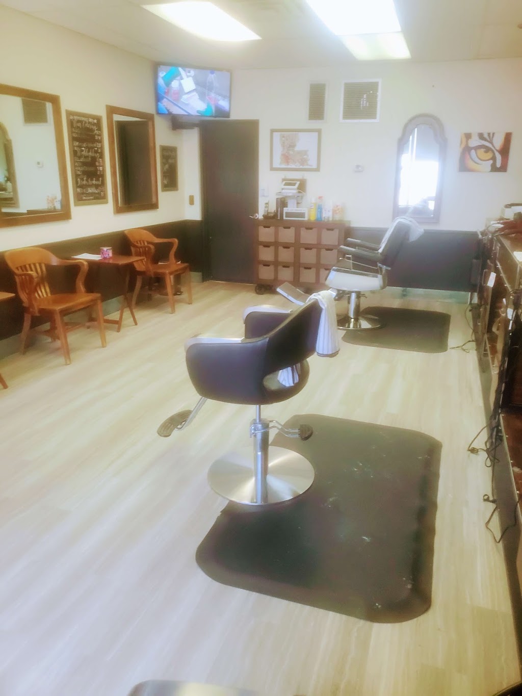 Barber Of Seville, LLC. | 8879 Highland Rd, Baton Rouge, LA 70808, USA | Phone: (225) 766-6087