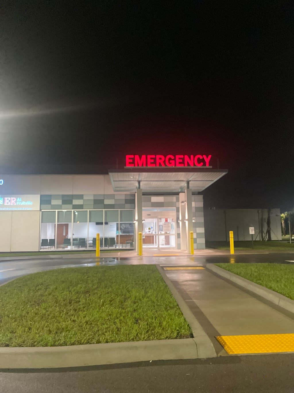 ER at Fruitville | 6760 Fruitville Rd, Sarasota, FL 34240, USA | Phone: (941) 378-7500