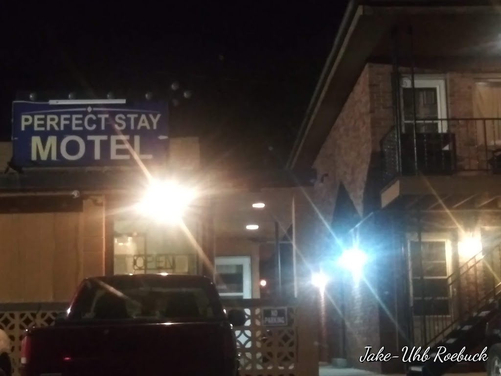 Perfect Stay Inn & Cottages | 802 Veterans Memorial Hwy, Council Bluffs, IA 51501, USA | Phone: (712) 318-8641