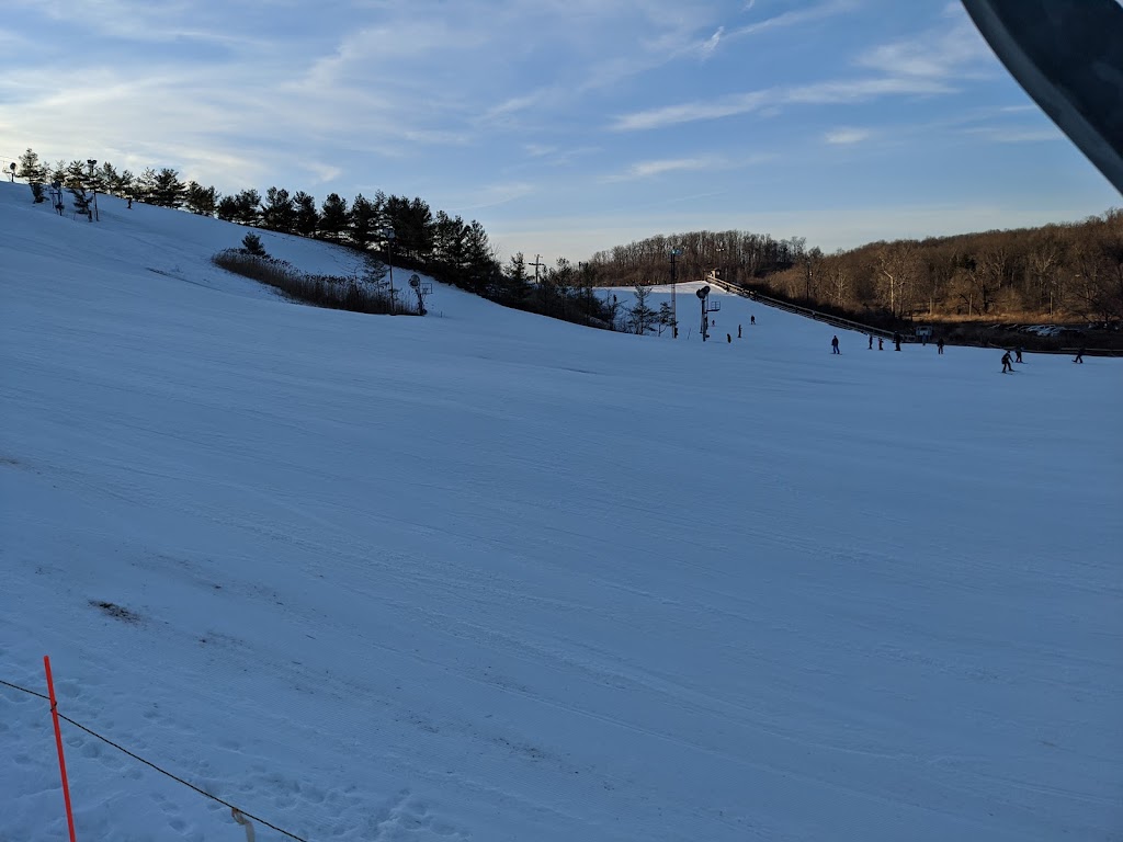 Brandywine Ski Area | 1146 W Highland Rd, Northfield, OH 44067, USA | Phone: (800) 875-4241