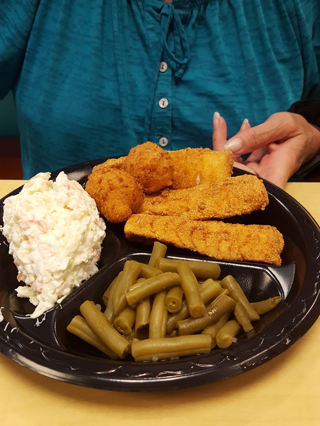 Long John Silvers (31040) | 904 Cleveland St, Elyria, OH 44035, USA | Phone: (440) 366-0565