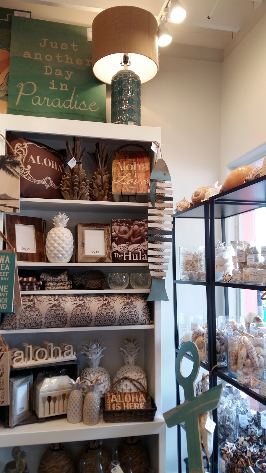 North Shore Marketplace | 66-250 Kamehameha Hwy, Haleiwa, HI 96712, USA | Phone: (808) 637-4416