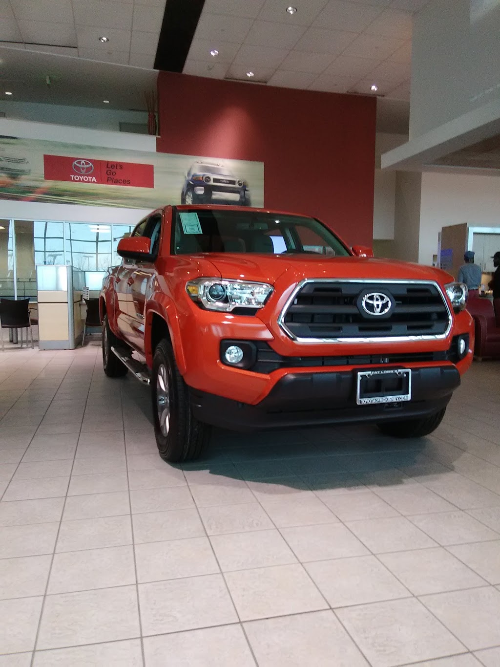 Pat Lobb Toyota of McKinney | 3350 S Central Expy, McKinney, TX 75070, USA | Phone: (214) 544-8696