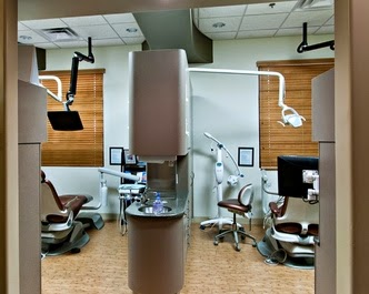 Layton Lakes Dental Care | 3230 S Gilbert Rd #4, Chandler, AZ 85286, USA | Phone: (480) 306-5506