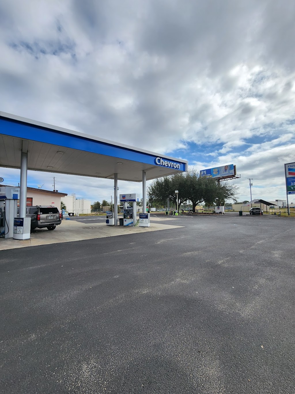 Chevron | 940 US Hwy 27, Clermont, FL 34714, USA | Phone: (786) 464-0254