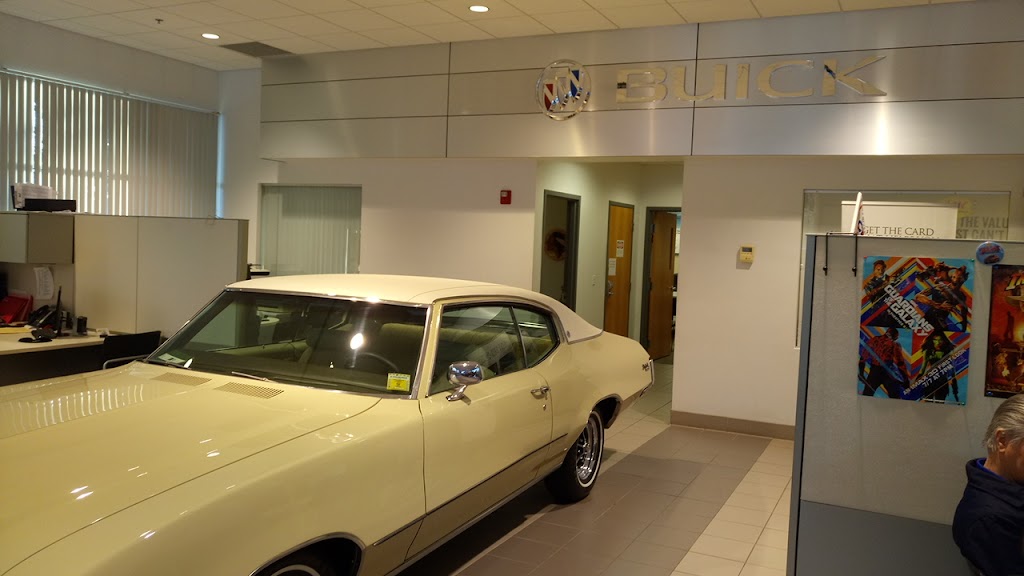 Jay Buick GMC | 18800 Rockside Rd, Bedford, OH 44146, USA | Phone: (440) 252-0504