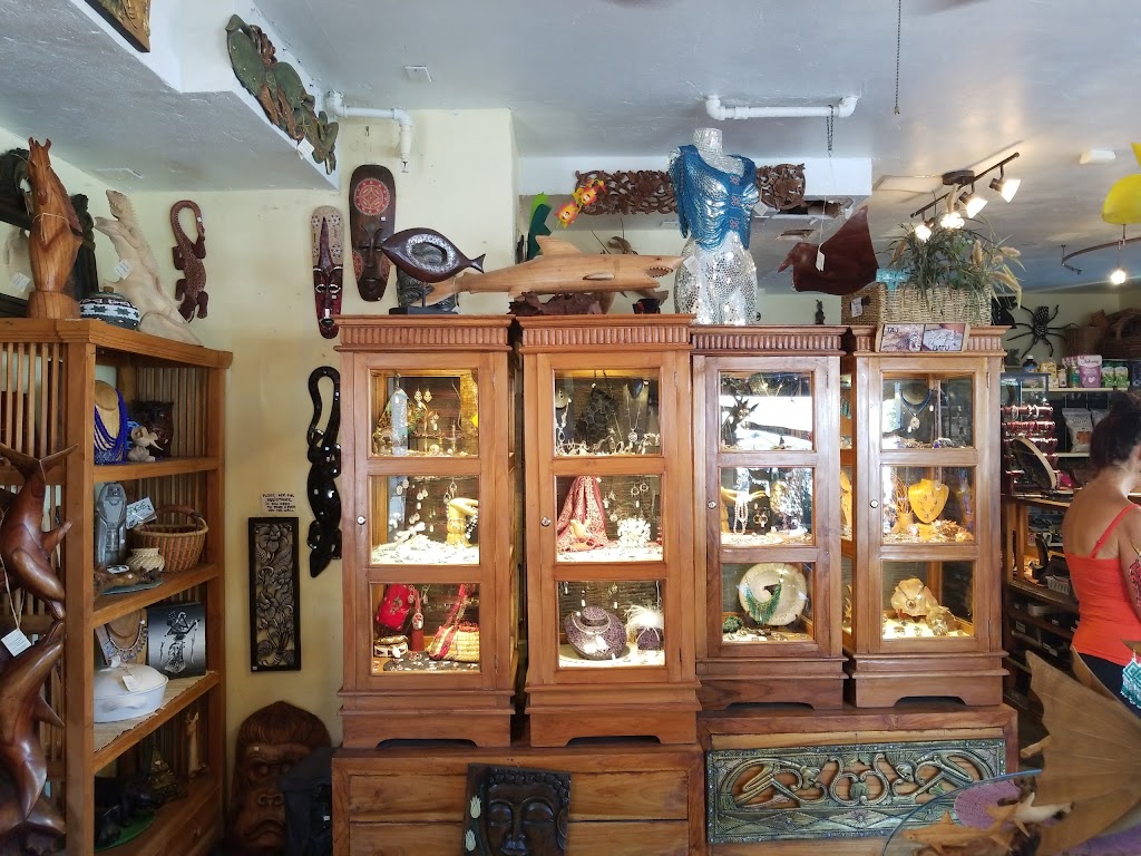 Bay of Seven Moons | 205 Crescent Ave, Avalon, CA 90704, USA | Phone: (310) 510-1450