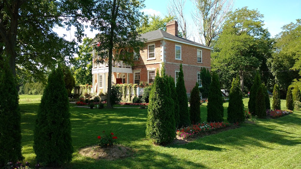 Locust Grove Historic Estate Bed And Breakfast | 421 Hunter Rd, Niagara-on-the-Lake, ON L0S 1J0, Canada | Phone: (905) 401-7930
