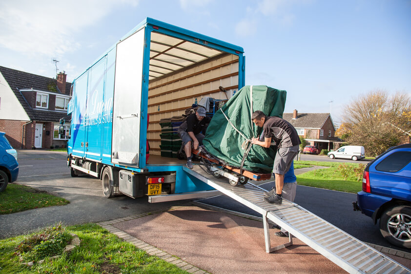 D Durrant Removals Ltd | 4 The Courtyard Holmbush Farm Crawley Road Faygate, Horsham RH12 4SE, United Kingdom | Phone: 01293 852228