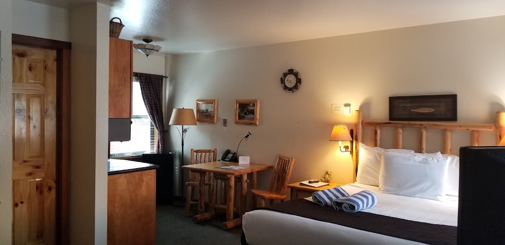 Franciscan Lakeside Lodge | 6944 N Lake Blvd, Tahoe Vista, CA 96148, USA | Phone: (530) 546-6300