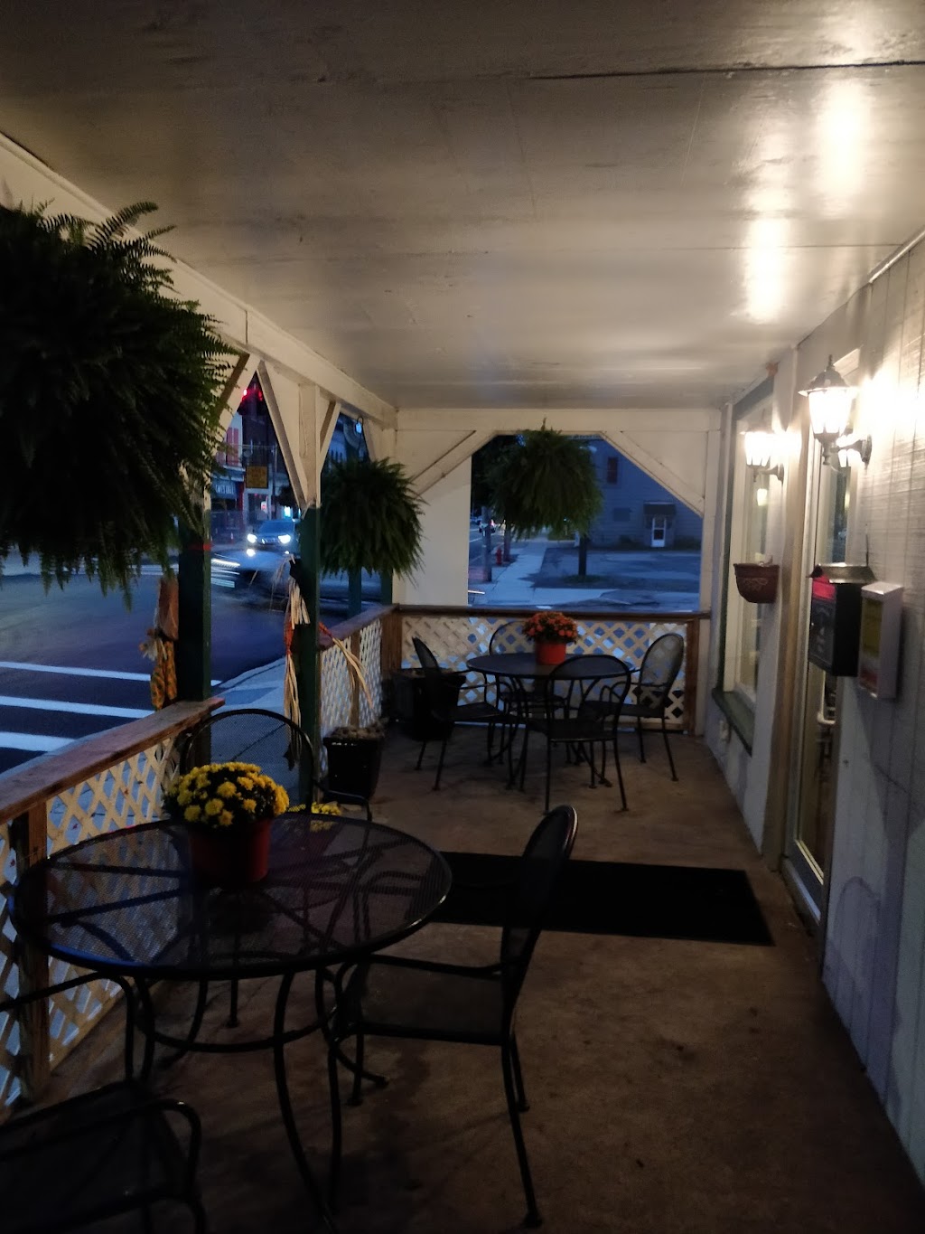 St. Stephens Cafe | 2 W Main St, Brocton, NY 14716, USA | Phone: (716) 230-4391