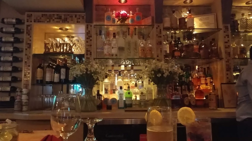 25 North | 974 E Boston Post Rd, Mamaroneck, NY 10543, USA | Phone: (914) 698-2597