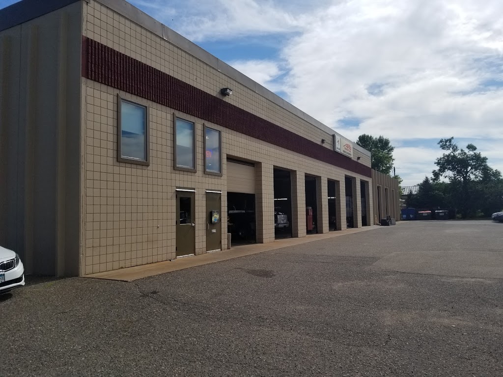 Apitz Garage, Inc. | 325 Birch St, Lino Lakes, MN 55014 | Phone: (651) 484-9046