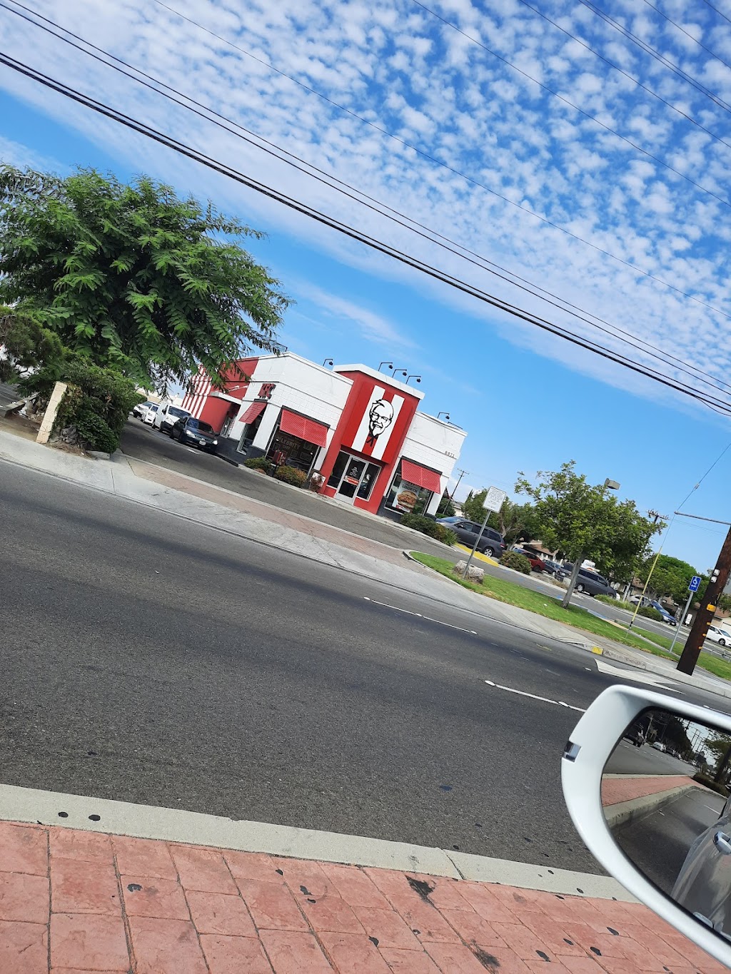 KFC | 8971 Westminster Ave, Garden Grove, CA 92844, USA | Phone: (714) 373-8961