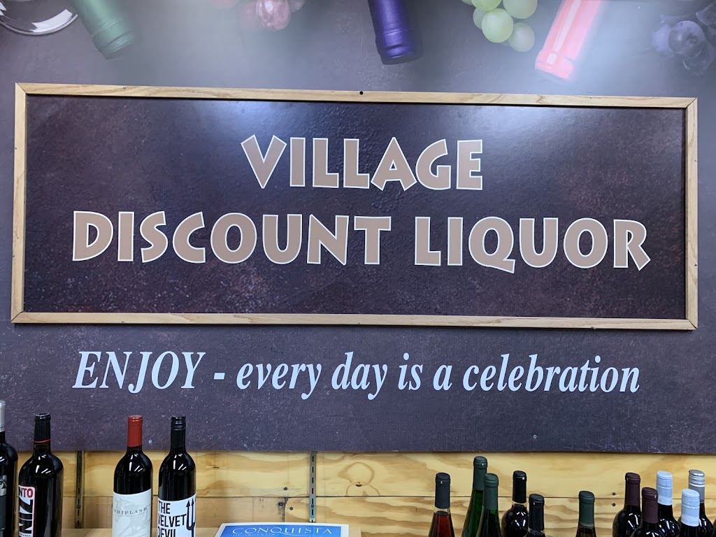 Village discount liquor | 469 W Main St, Ellsworth, WI 54011, USA | Phone: (715) 941-5044