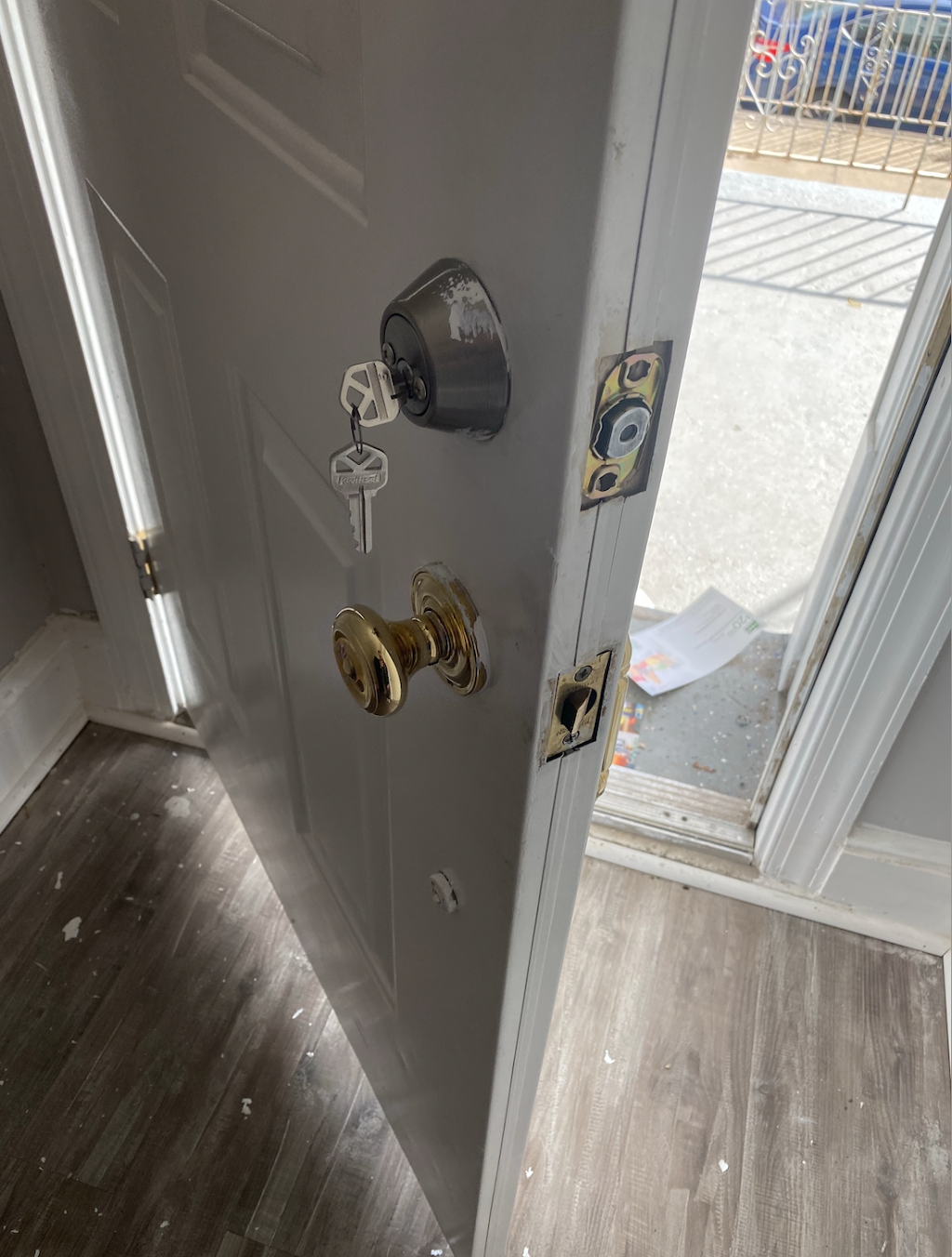 KeyMe Locksmiths | Heyser Drive Wynnewood, Village Shopping Center, #752, Dallas, TX 75224, USA | Phone: (214) 365-3039