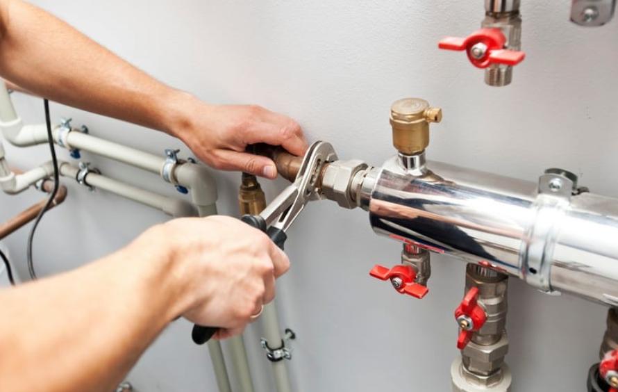 Doug The Plumber | 301 Bishop St, Smithville, TX 78957, United States | Phone: (512) 764-5274