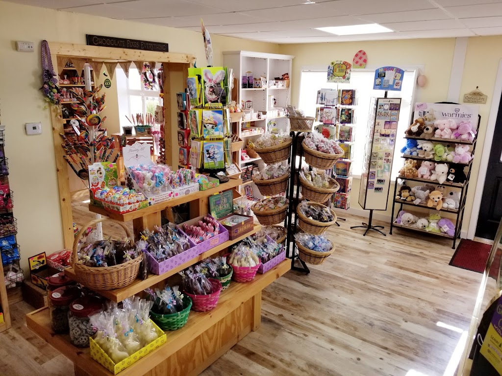 The Candy Cottage and Gifts | 1082 Loudon Rd, Cohoes, NY 12047, USA | Phone: (518) 608-4550