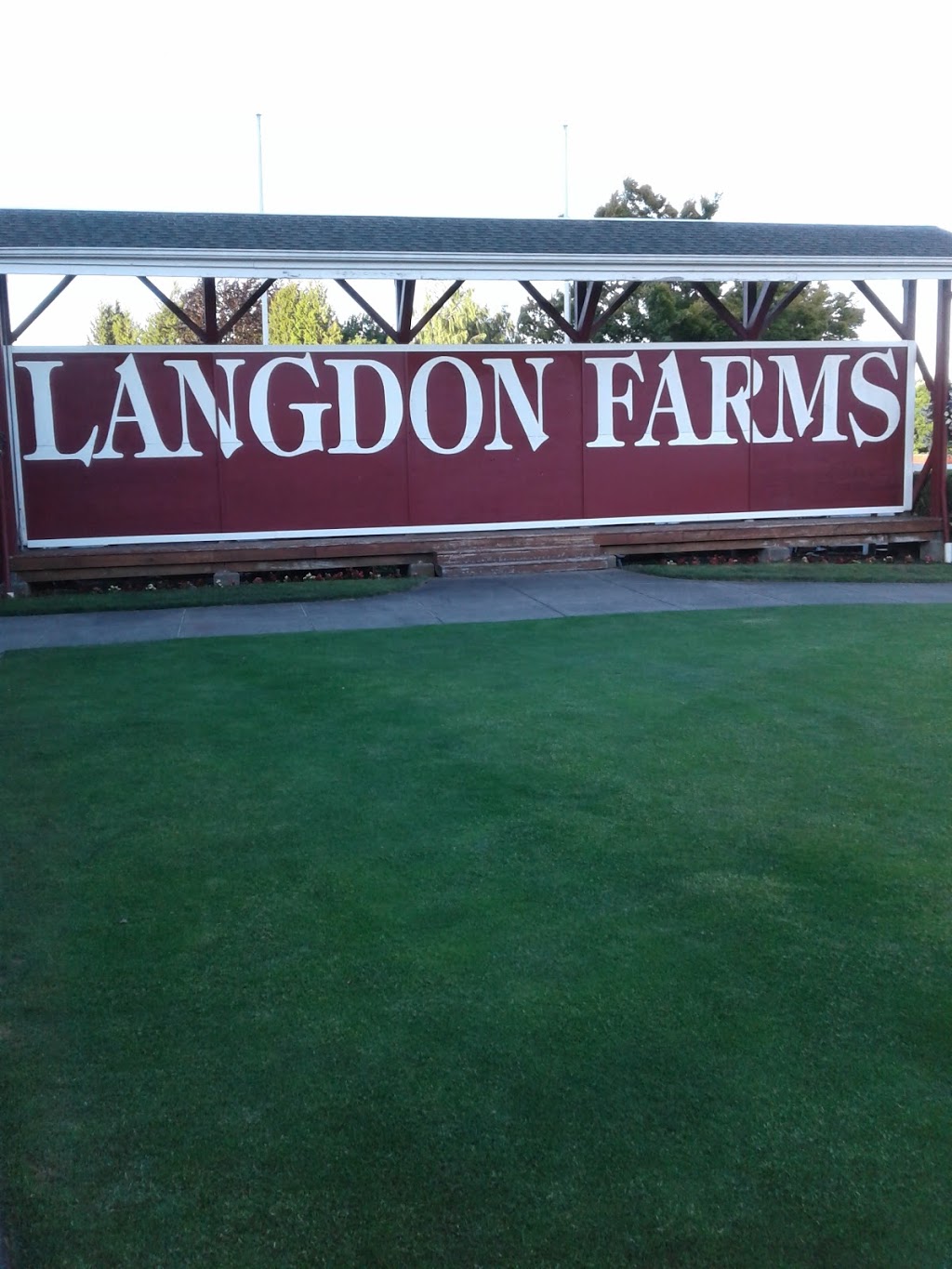 Langdon Farms Golf Club - Langdons Grill | 24377 Airport Rd NE, Aurora, OR 97002 | Phone: (503) 678-1101