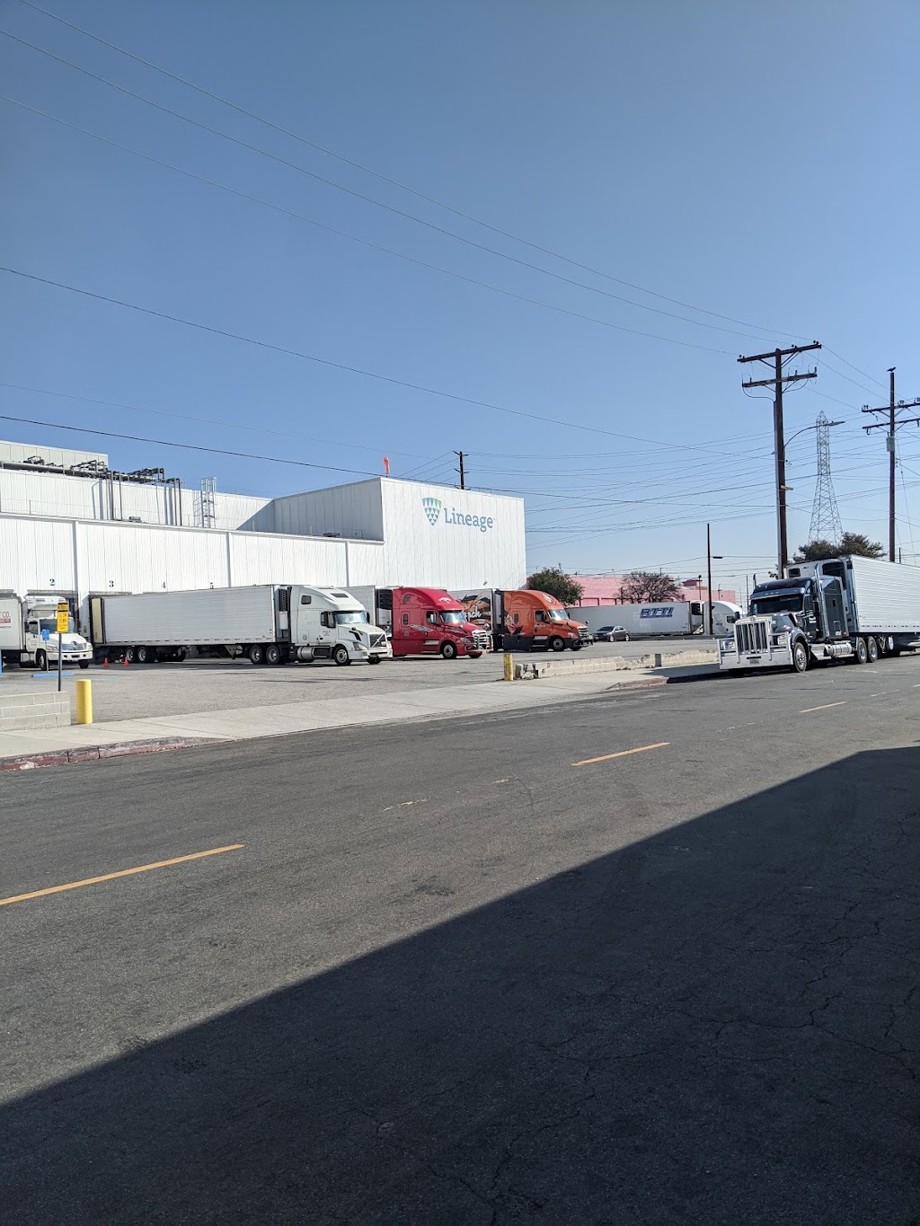 Lineage Logistics | 3211 E 44th St, Vernon, CA 90058, USA | Phone: (323) 923-2002