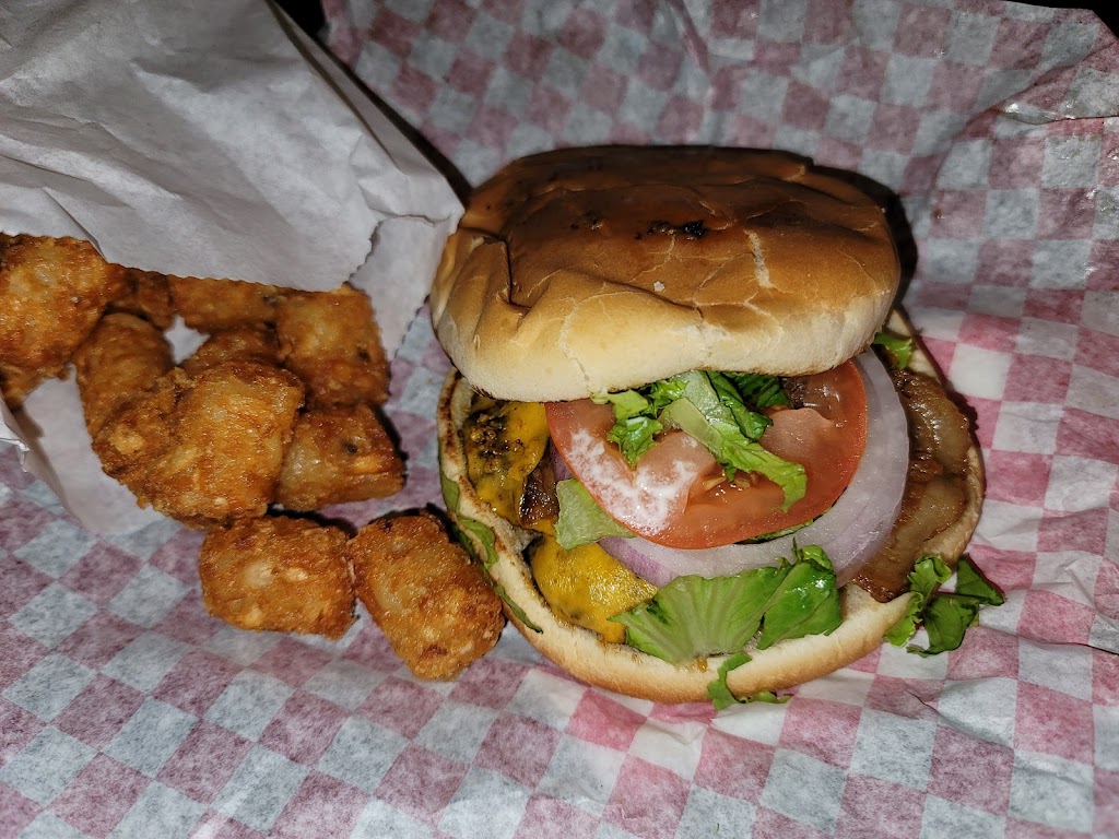 The Burger Barn - Hebbronville | 114 Falfurrias Hwy, Hebbronville, TX 78361, USA | Phone: (361) 527-5700