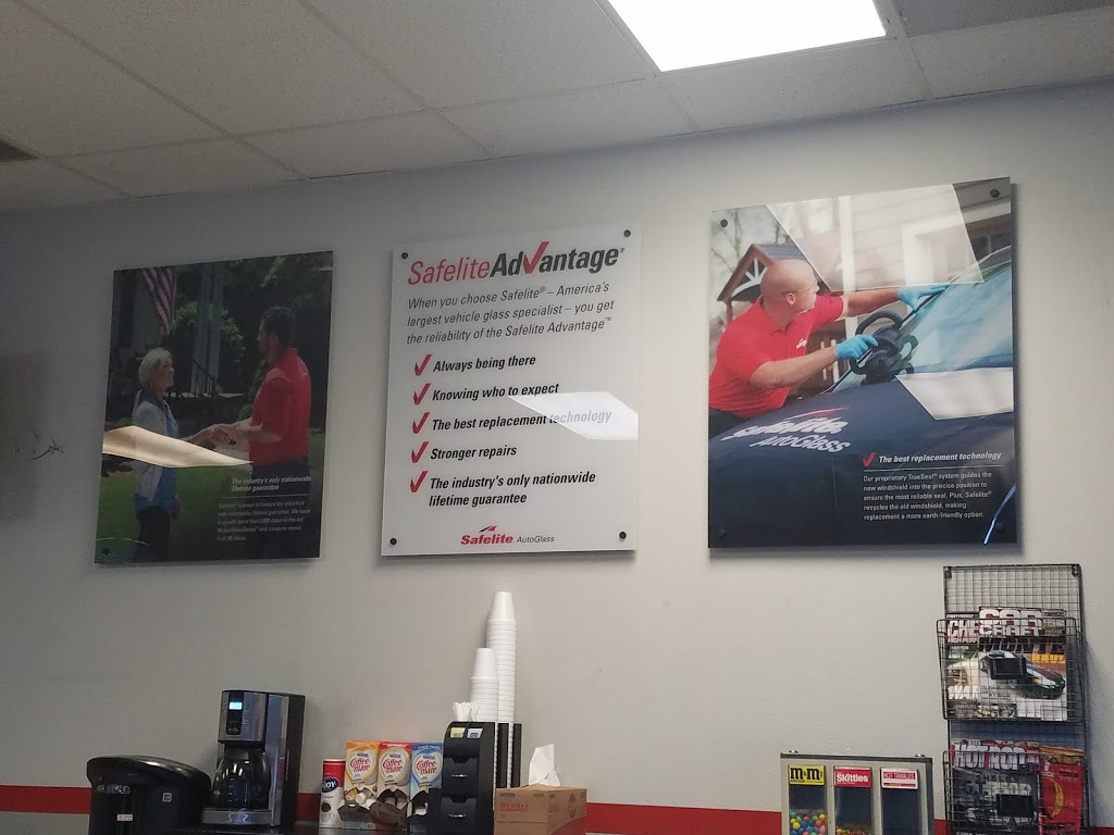 Safelite AutoGlass | 4325 N Brawley Ave, Fresno, CA 93722, USA | Phone: (559) 226-9174