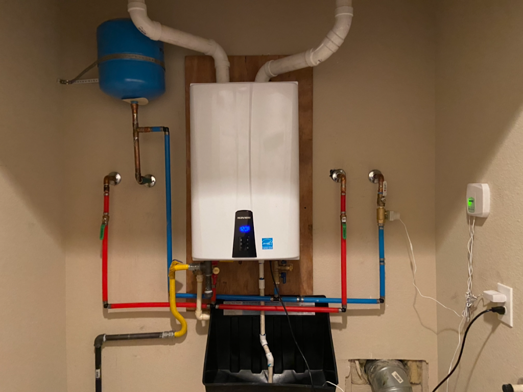 Hunt ER Plumbing LLC | 108 Saloon Cv W, Newark, TX 76071, USA | Phone: (817) 965-2525