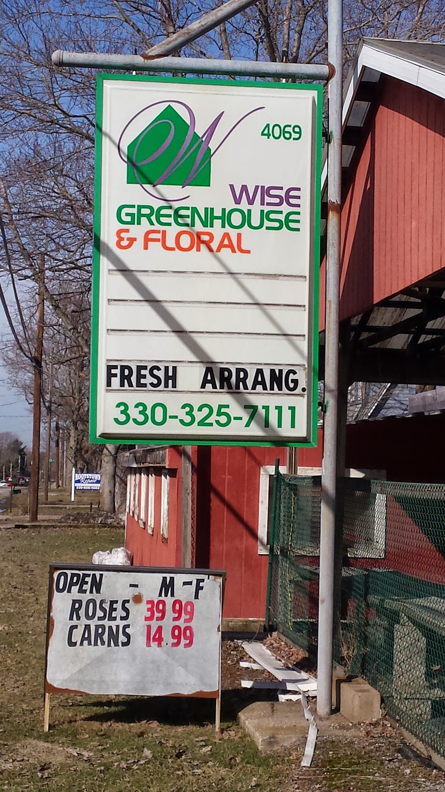Wise Greenhouse & Floral | 4069 Tallmadge Rd, Rootstown, OH 44272, USA | Phone: (330) 325-7111
