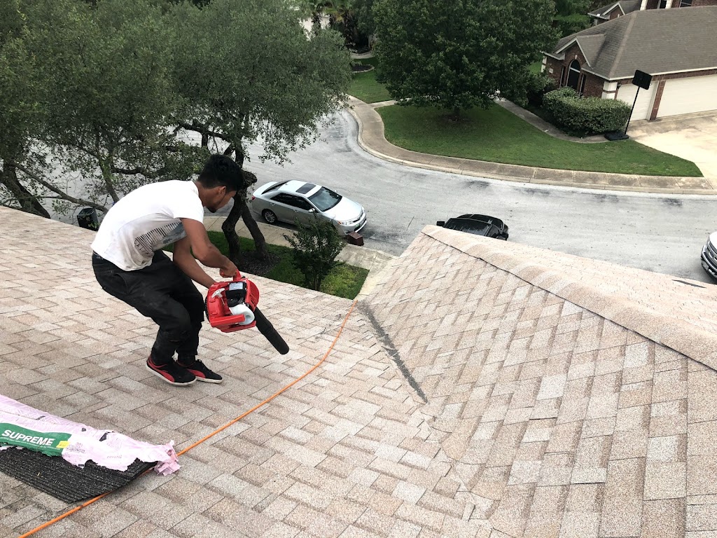 GRANADE Roofing | 190 Center St Suite 106, New Braunfels, TX 78130, USA | Phone: (210) 531-6418