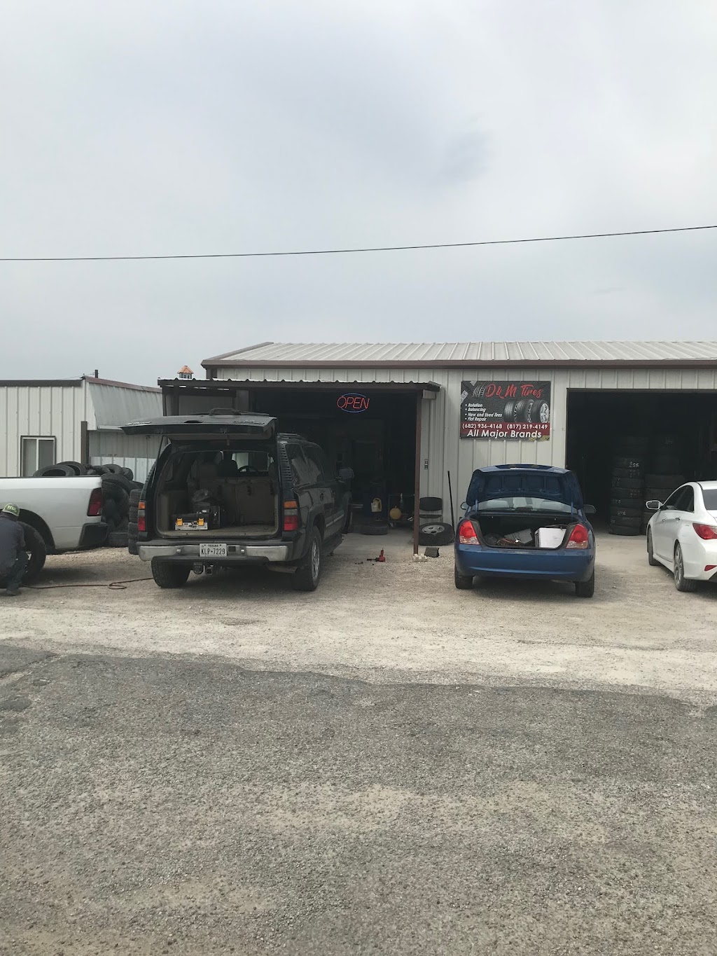 Perez Tire Shop | 3517 Contrary Creek Rd, Granbury, TX 76049, USA | Phone: (817) 776-7273