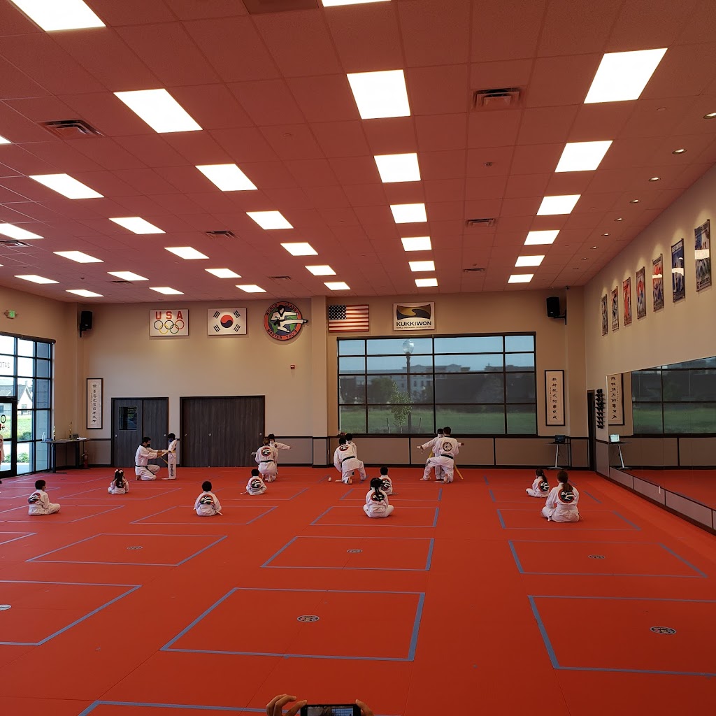 Master Yoos World Class Taekwondo | 2410 Harleston St, Carmel, IN 46032, USA | Phone: (317) 733-8800