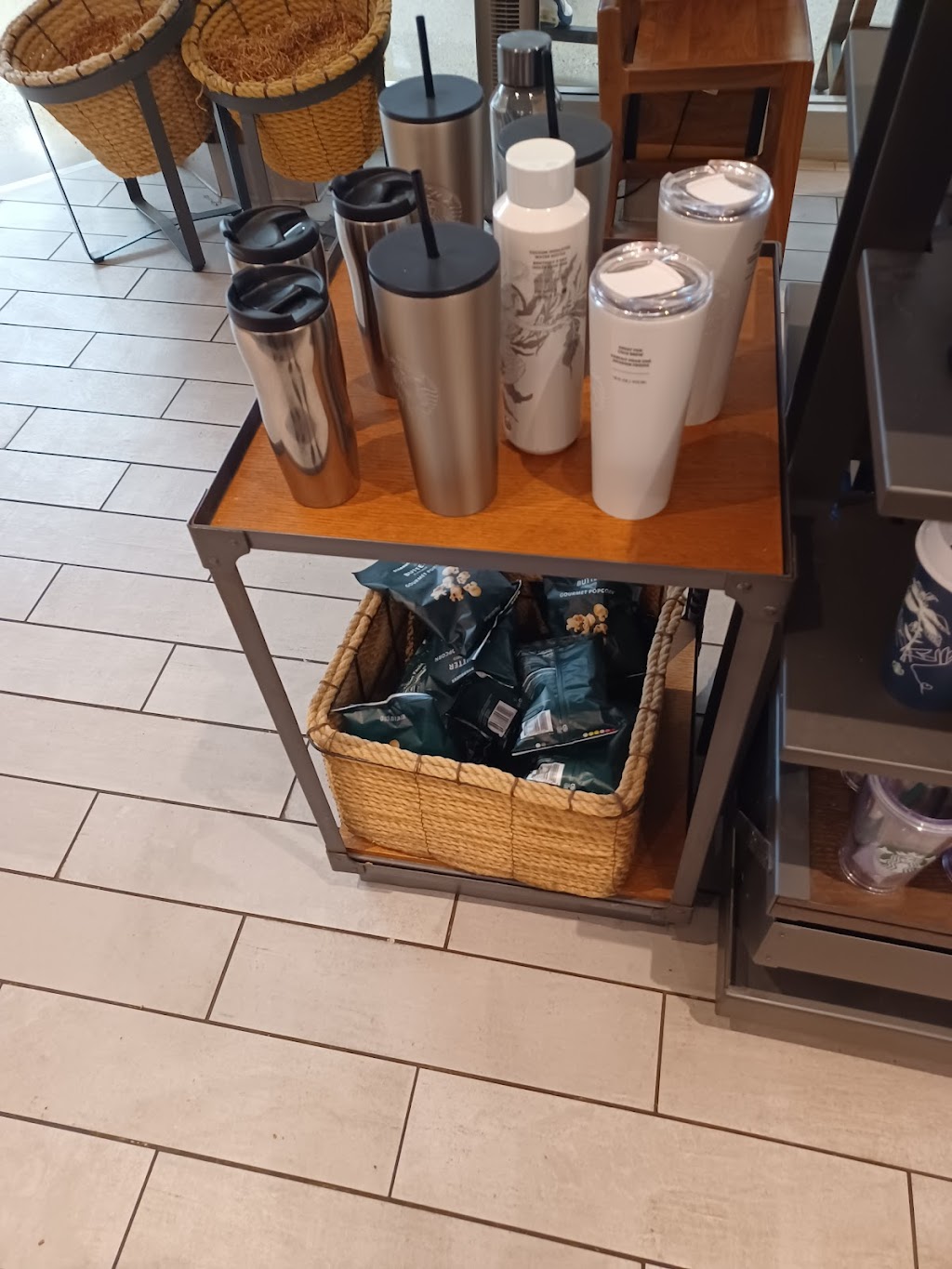 Starbucks | 7123 N 138th Ave, Glendale, AZ 85309, USA | Phone: (623) 935-4029