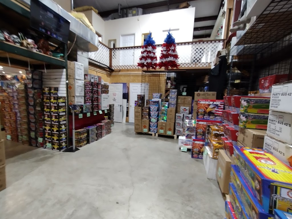 Surefire Fireworks, INC. Wholesale & Retail | 1946 Murfreesboro Rd, Lebanon, TN 37090, USA | Phone: (615) 449-0558