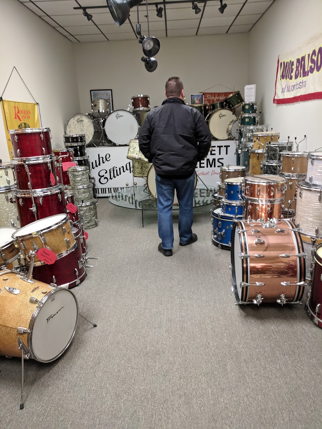 Maxwell Drums | 2000 Bloomingdale Rd #110, Glendale Heights, IL 60139, USA | Phone: (630) 237-4997