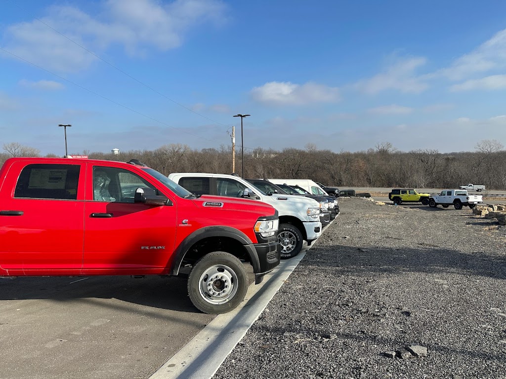 Airport Chrysler Dodge Jeep Ram | 2605 NW Prairie View Rd, Platte City, MO 64079, USA | Phone: (816) 219-2000