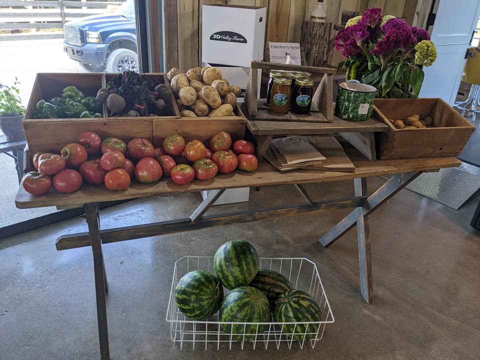 3D Valley Farm Store | 4870 IN-64, Depauw, IN 47115, USA | Phone: (812) 347-2846