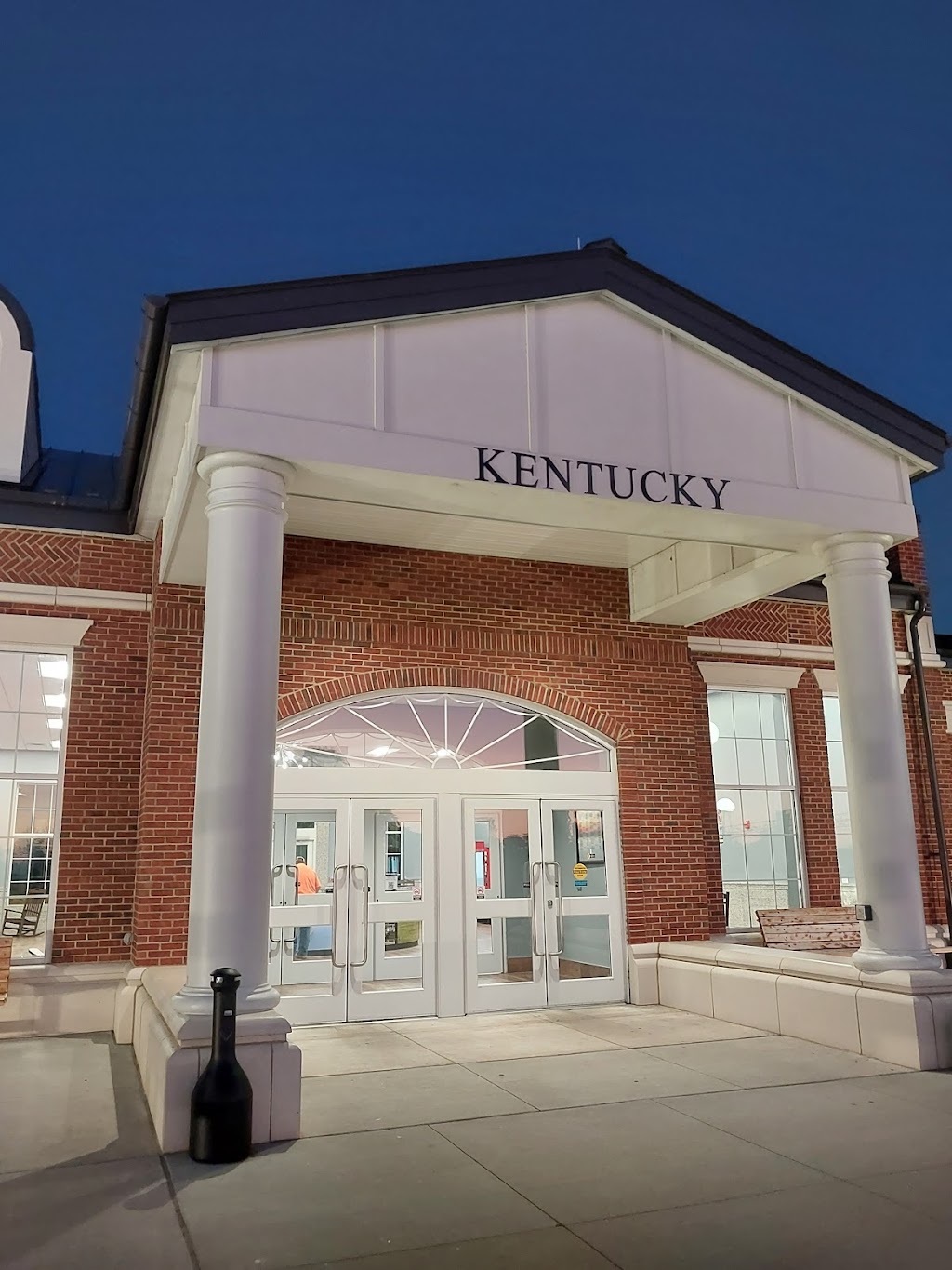 Welcome Center Kentucky | I-65, Franklin, KY 42134, USA | Phone: (800) 225-8747