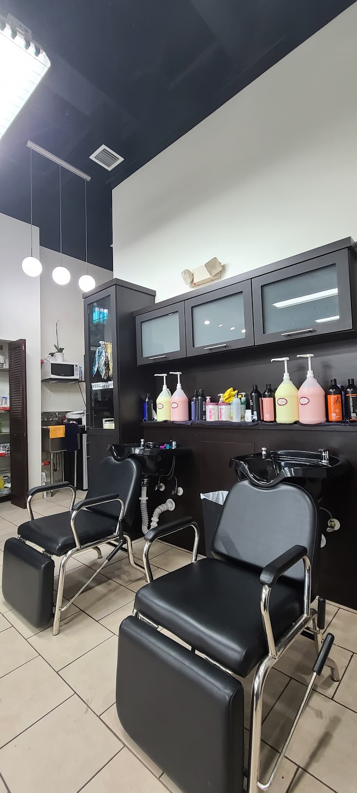 The Girls Beauty Salon | 24655 SW 112th Ave #103, Homestead, FL 33032, USA | Phone: (786) 610-0290