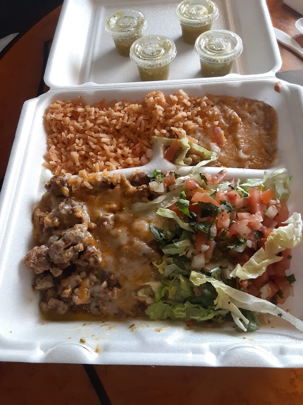 Alberto’s Mexican Food | 325 Luis Estrada Rd ste. 100, Beaumont, CA 92223, USA | Phone: (951) 845-9133