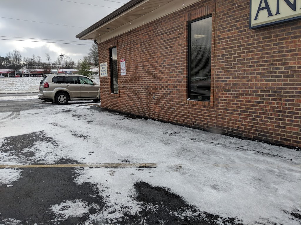 McCormick Animal Clinic | 3252 Blackwood Dr, Nashville, TN 37214, USA | Phone: (615) 883-8280