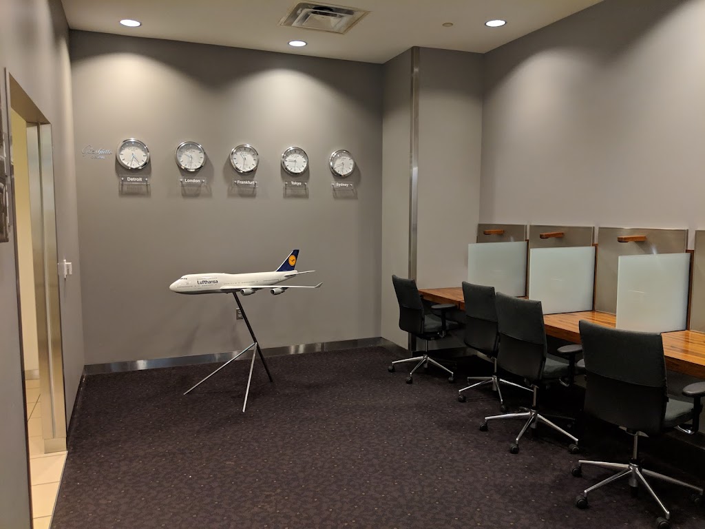 Lufthansa Senator / Business Lounge | North Terminal, Between Gates D6 and D8, W G Rogell Dr, Detroit, MI 48242, USA | Phone: (800) 645-3880