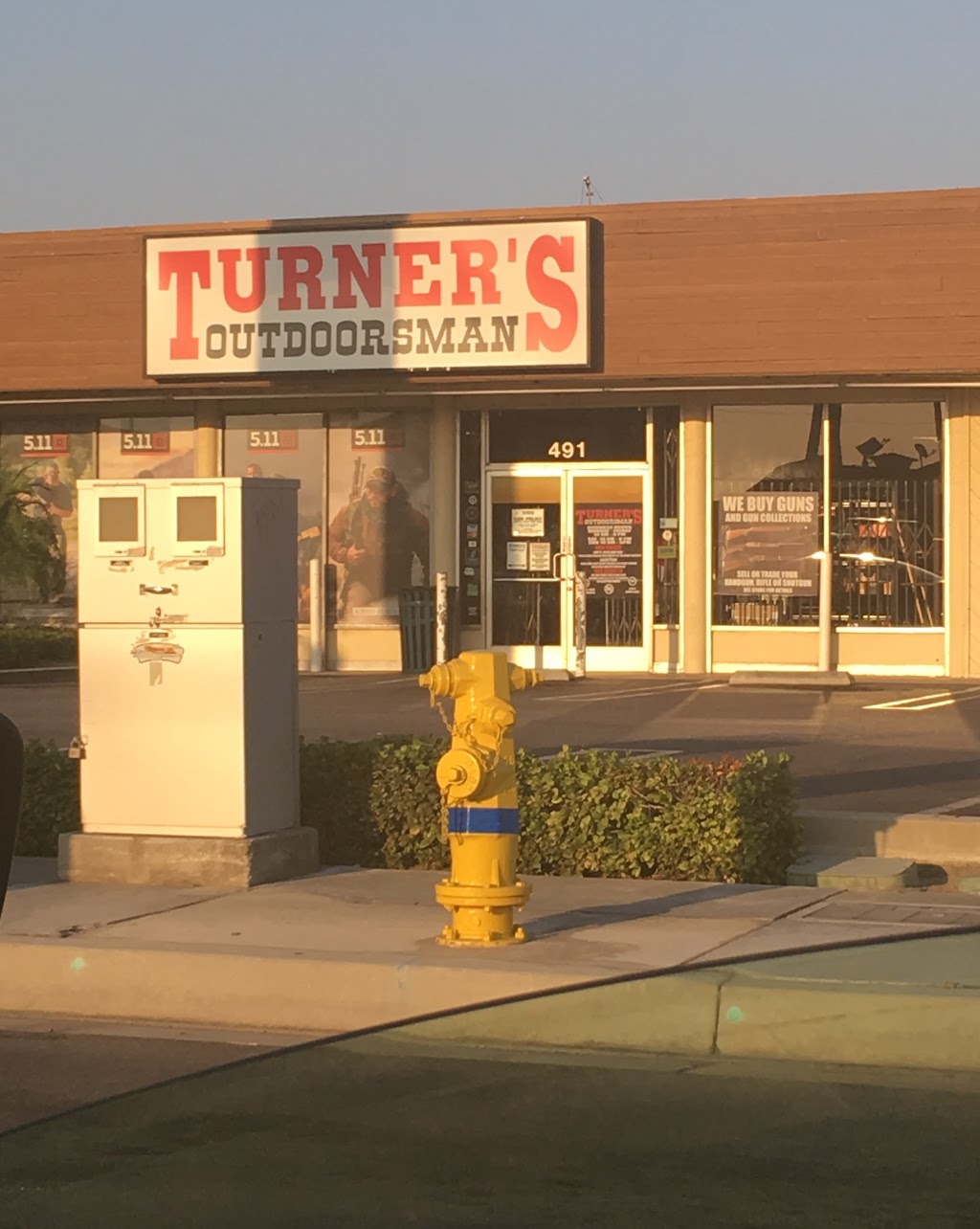Turners Outdoorsman-San Bernardino | 491 W Orange Show Rd, San Bernardino, CA 92408, USA | Phone: (909) 388-1090