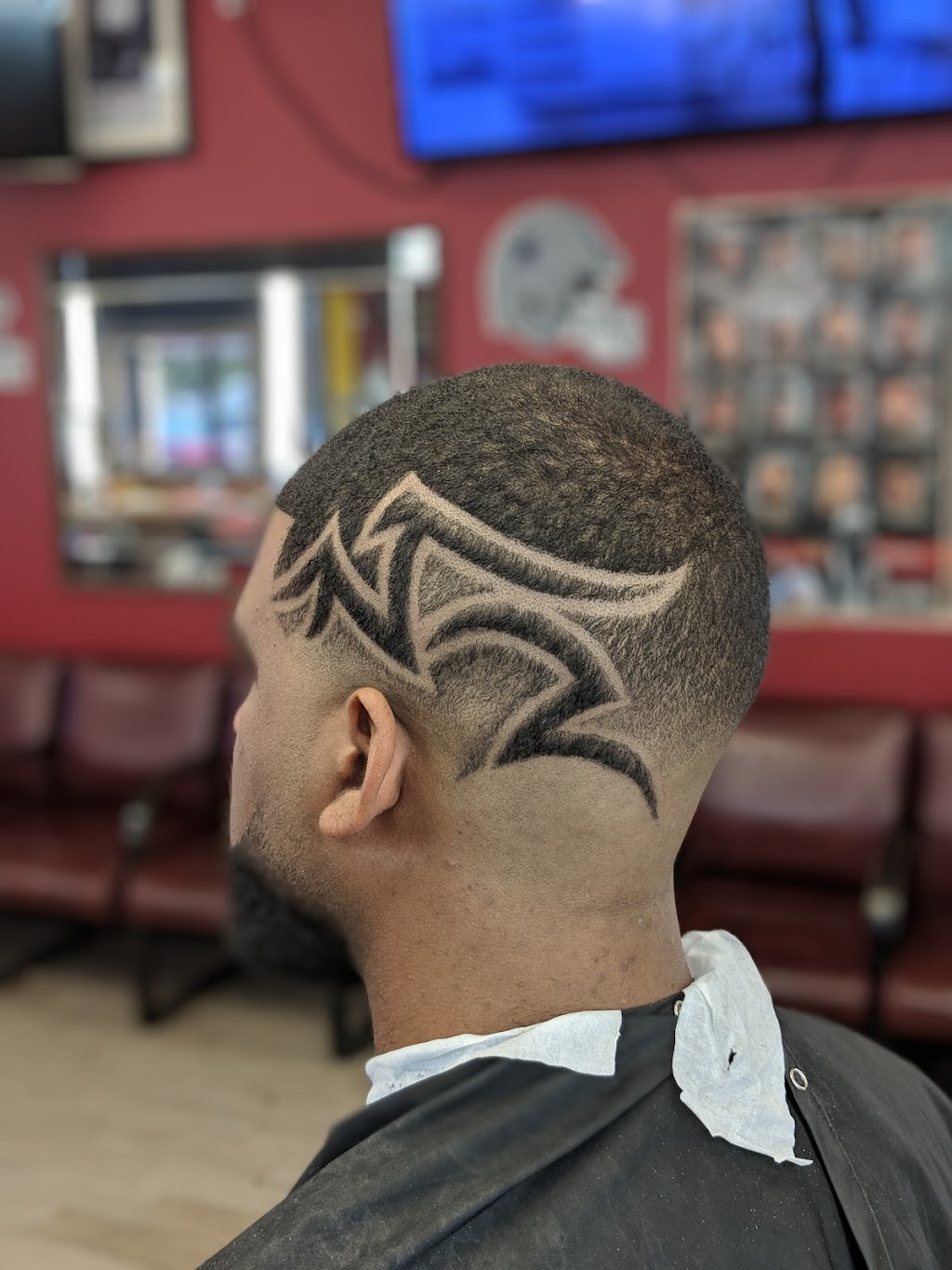 Gentlemen’s Cuts Barbershop | 7980 N 51st Ave #103, Glendale, AZ 85301, USA | Phone: (623) 915-5859