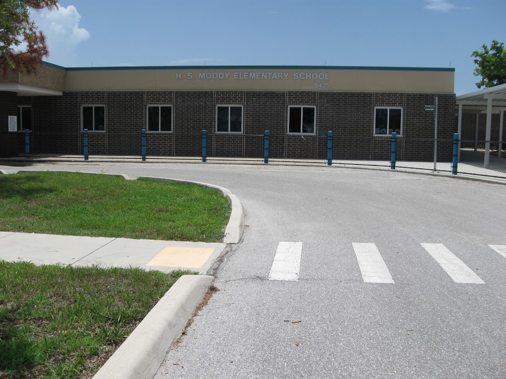 Moody Elementary School | 5425 38th Ave W, Bradenton, FL 34209, USA | Phone: (941) 741-3170