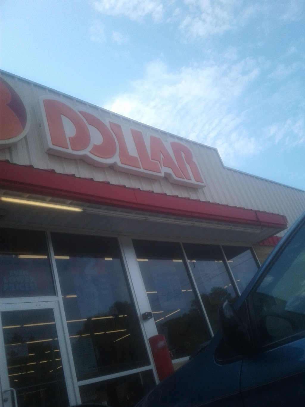 Family Dollar | 7194 Columbia Rd, Olmsted Township, OH 44138, USA | Phone: (440) 782-2769