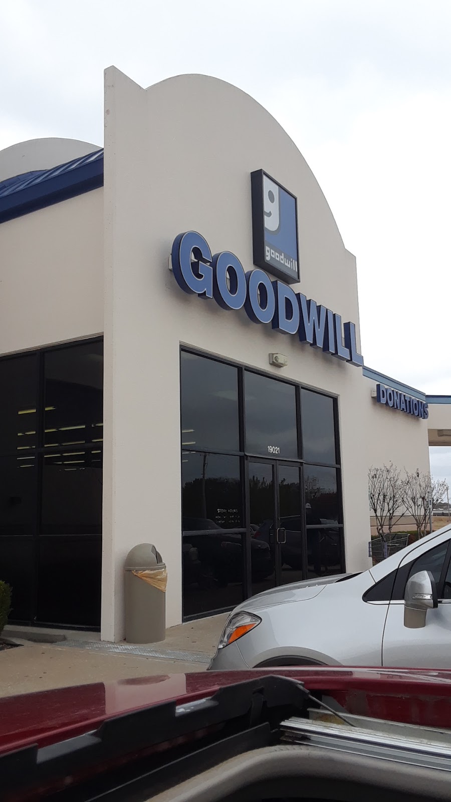 Goodwill Store And Donation Center | 19021 E 51st St, Tulsa, OK 74134, USA | Phone: (918) 355-4194