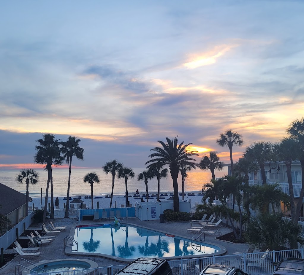Grand Shores West | 17350 Gulf Blvd, North Redington Beach, FL 33708, USA | Phone: (727) 397-5594