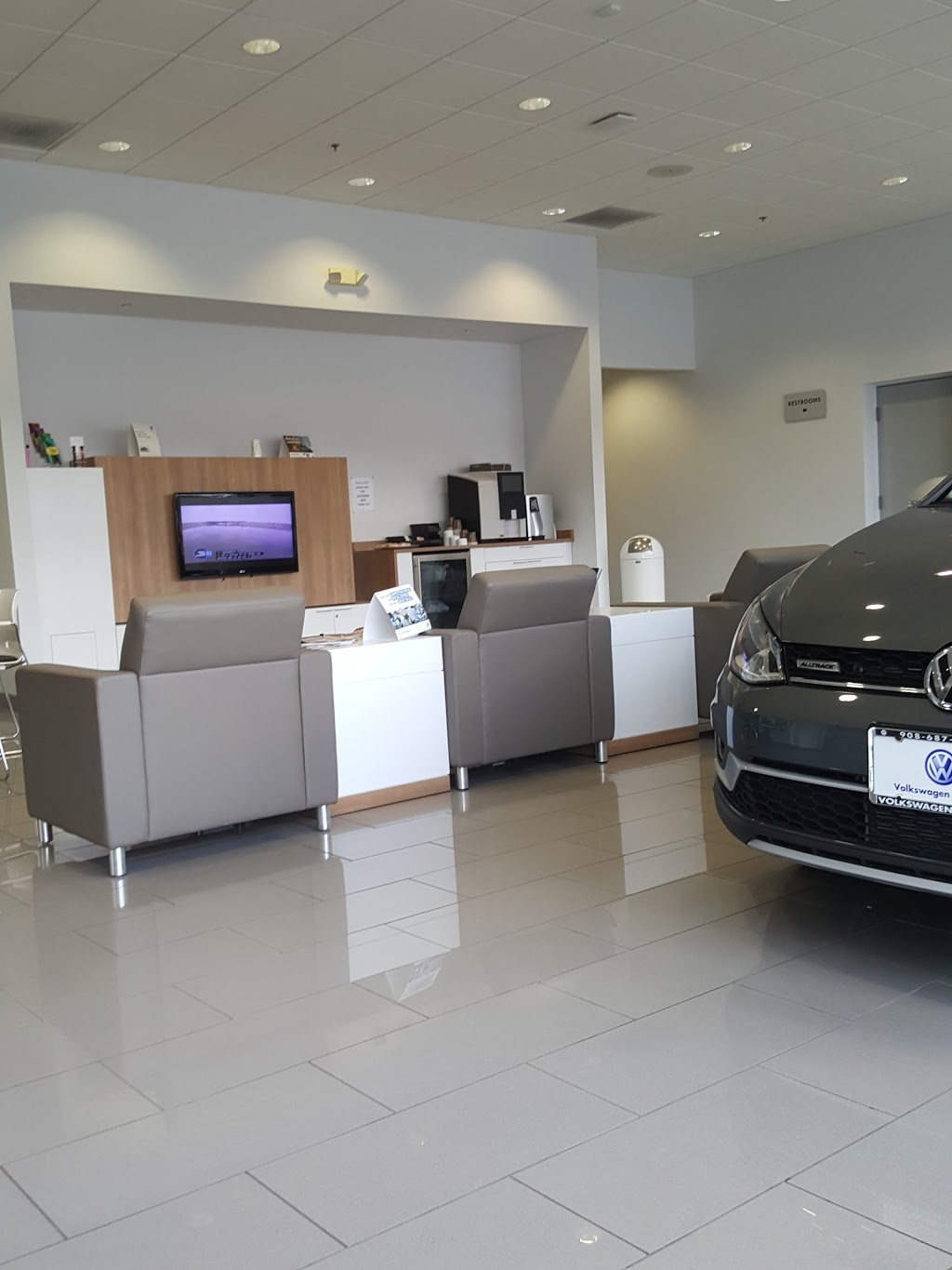 Volkswagen of Union Service Center | 1180 Springfield Rd, Union, NJ 07083, USA | Phone: (908) 687-9000